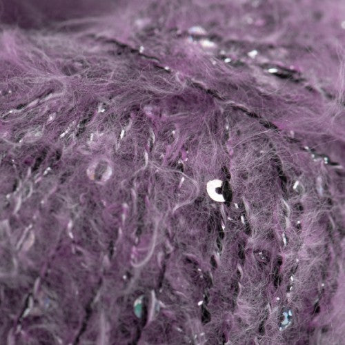 Wool blend yarn with Sequins