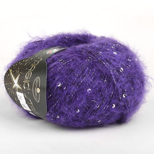 Wool blend yarn with Sequins